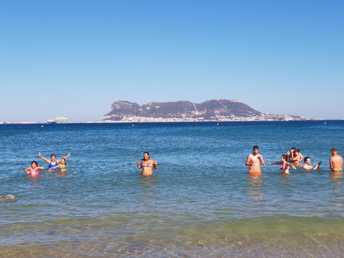 Estudio A Pie De Playa Con Bano Y Cocina Privados Apartment Algeciras Bagian luar foto