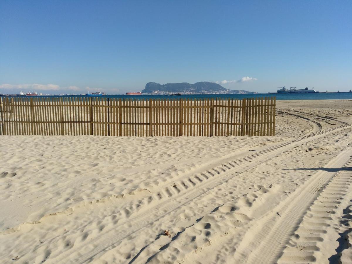 Estudio A Pie De Playa Con Bano Y Cocina Privados Apartment Algeciras Bagian luar foto