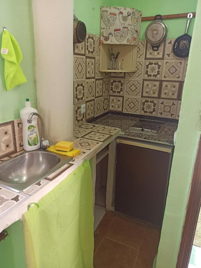 Estudio A Pie De Playa Con Bano Y Cocina Privados Apartment Algeciras Bagian luar foto